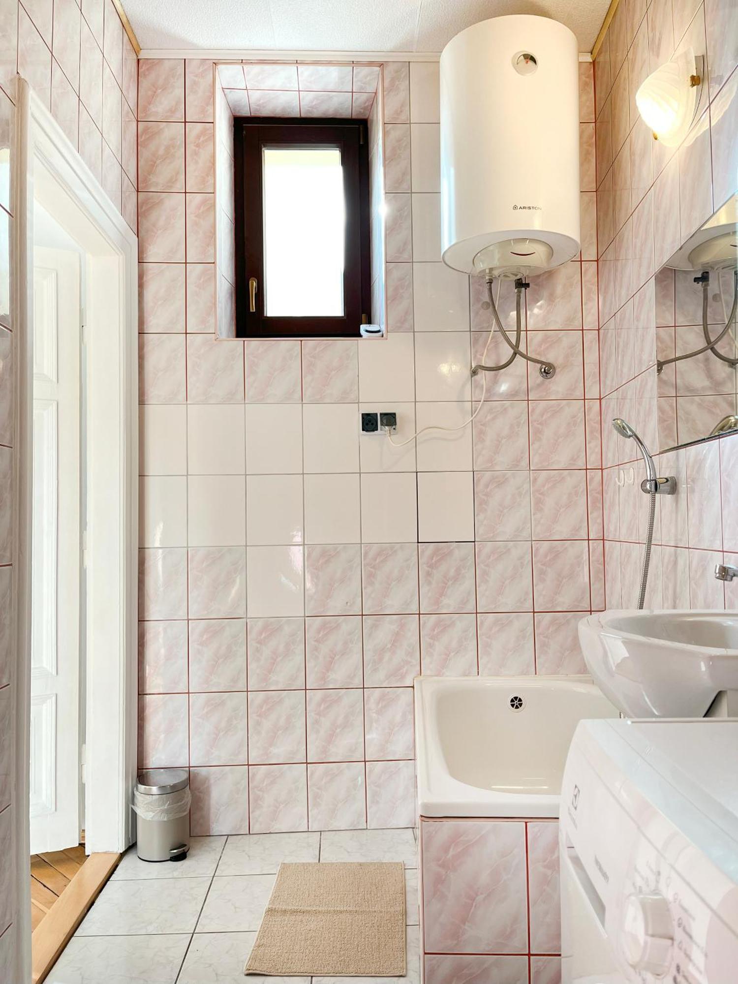With Separate Bedroom In The Heart Of Krakow, Market Square *