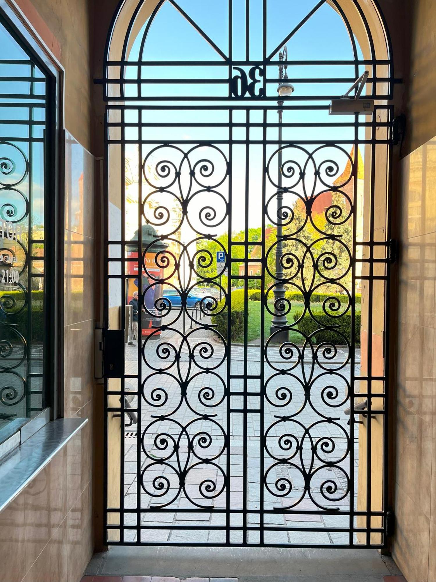 With Separate Bedroom In The Heart Of Krakow, Market Square Appartement Krakau