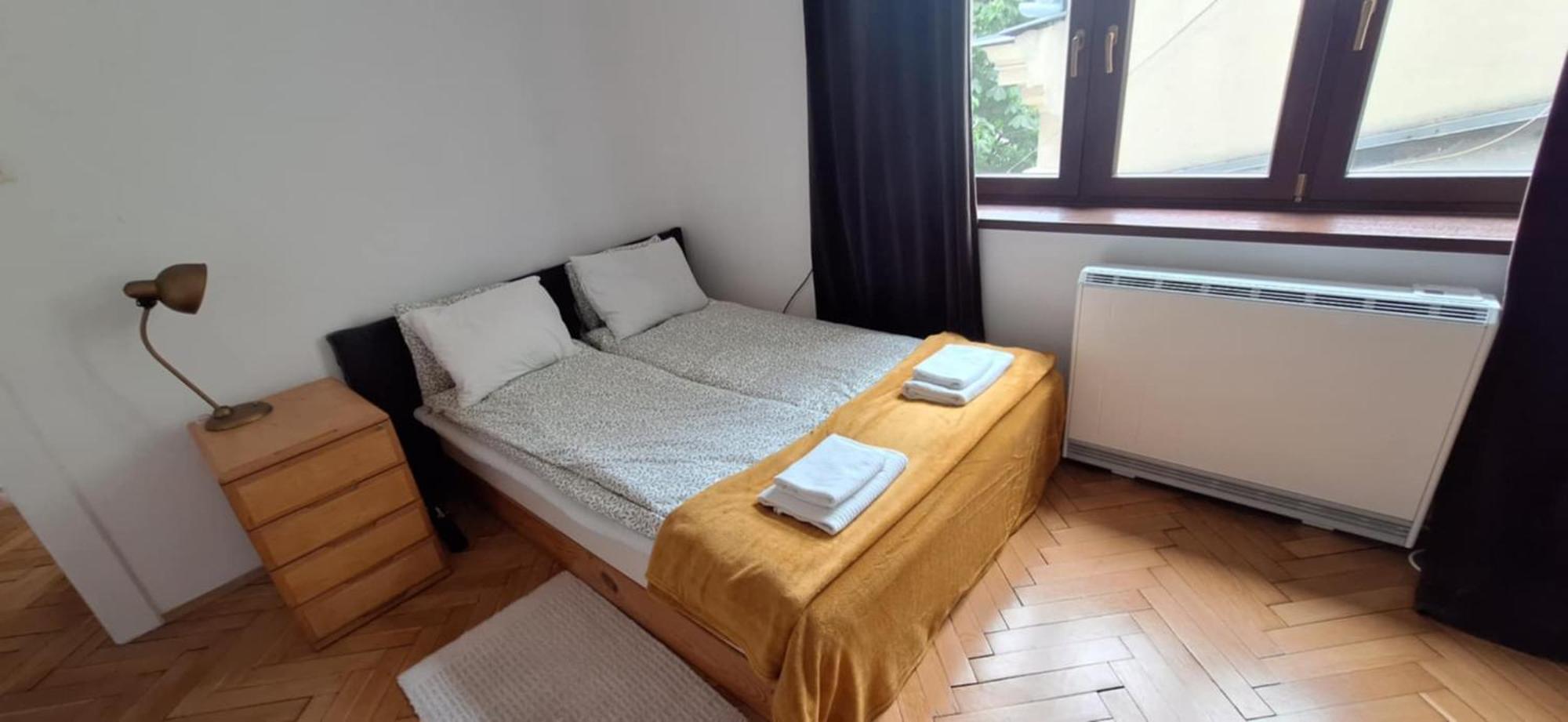 With Separate Bedroom In The Heart Of Krakow, Market Square *