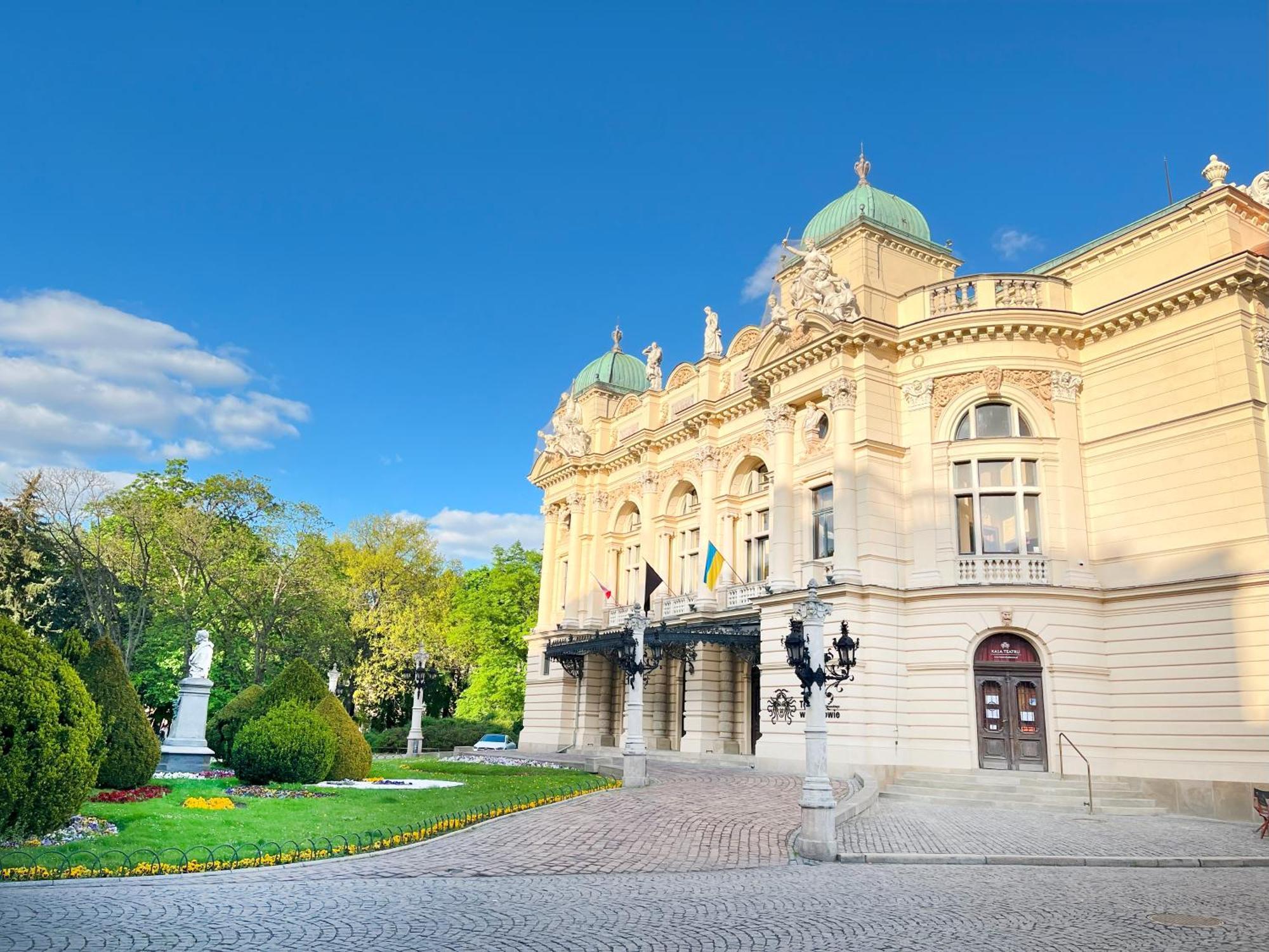 With Separate Bedroom In The Heart Of Krakow, Market Square * Krakau