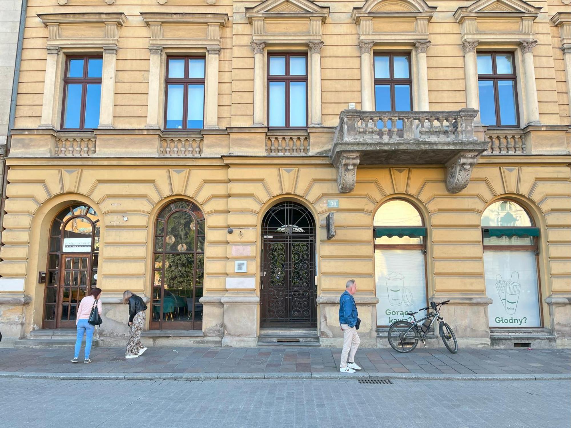 With Separate Bedroom In The Heart Of Krakow, Market Square